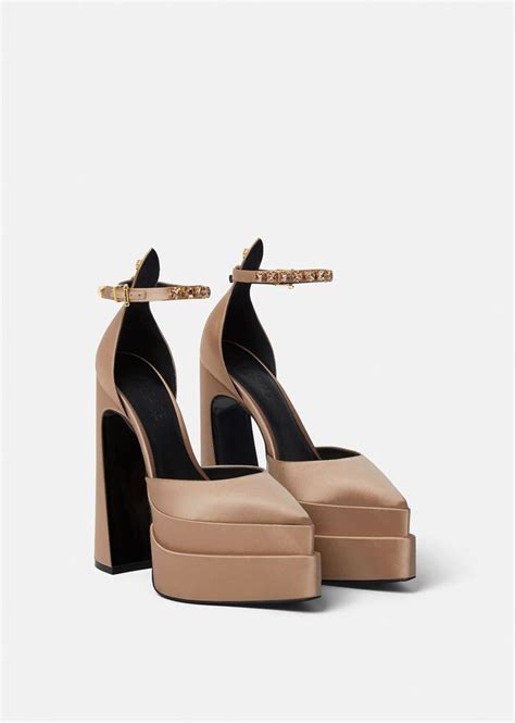 versace palazzo pumps instagram|Women's Designer Pumps & Slingbacks .